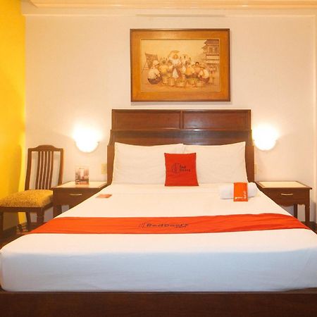 RedDoorz @ Tamarind Street Angeles City Exterior foto