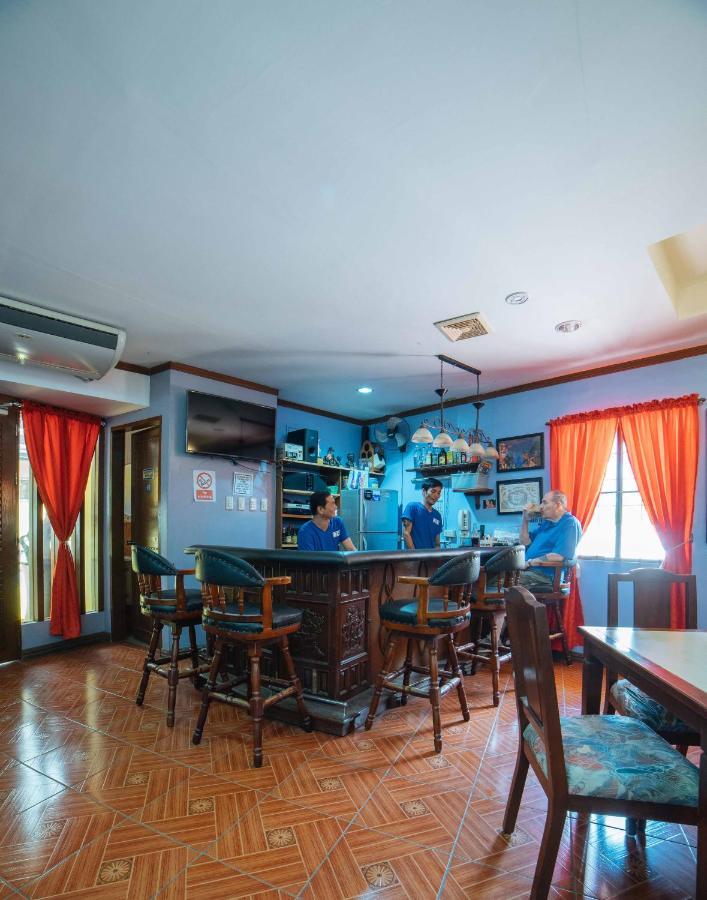 RedDoorz @ Tamarind Street Angeles City Exterior foto