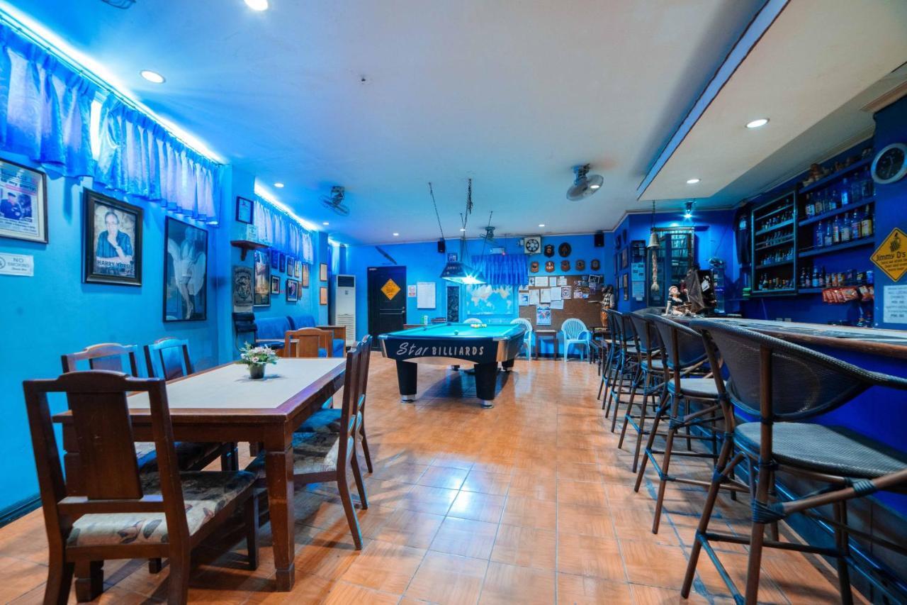 RedDoorz @ Tamarind Street Angeles City Exterior foto